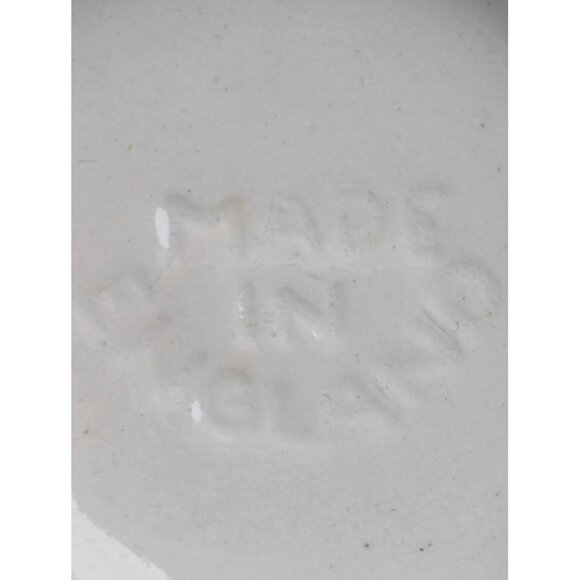 Johnson Brothers Ironstone - Delores Pattern - Picture 5 of 9